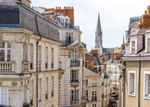 Appartement en ville, location meublée